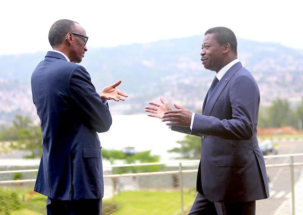 Togo-Rwanda : Faure félicite Kagamé, mais les contrastes persistent
