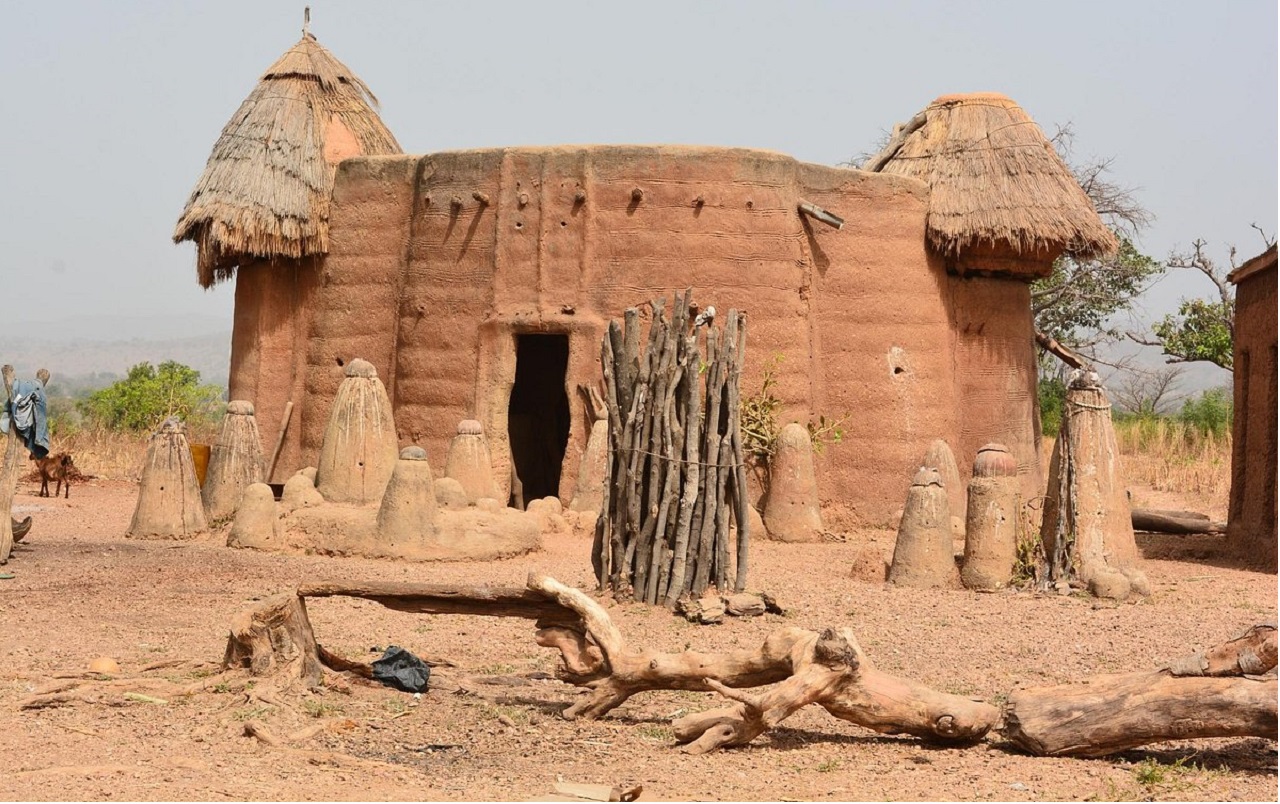 Le Togo et le Bénin unissent leurs forces pour la gestion transnationale du Koutammakou, patrimoine mondial de l’UNESCO