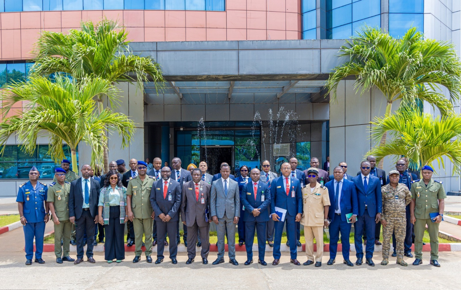 Nigerian National Defense College Delegation Visits Togo’s Revenue Office