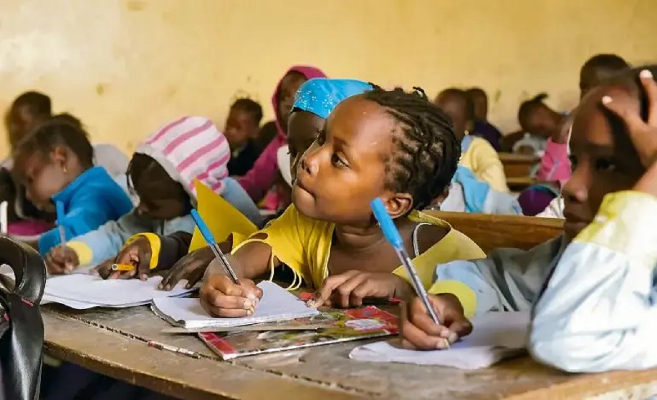 Afrique : le dépérissement dénoncé par Joseph Ki-Zerbo s’intensifie, quelle société pour demain ?